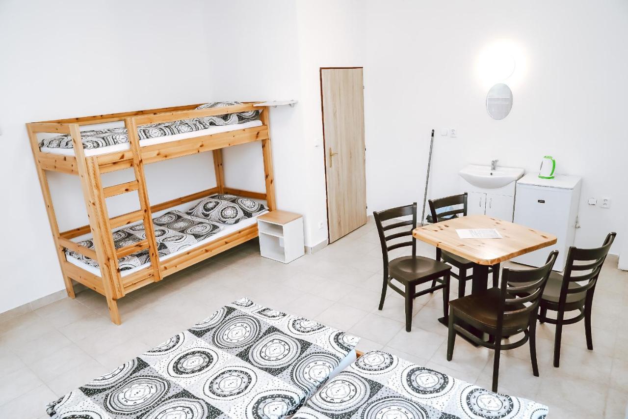 Chaty A Apartmany Hracholusky Kemp Kosatka Pnovany Exterior foto